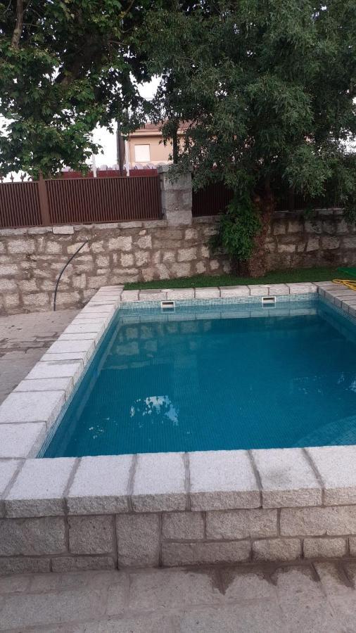 Casa Rural El Abuelo Arturo Becerril de la Sierra Eksteriør billede
